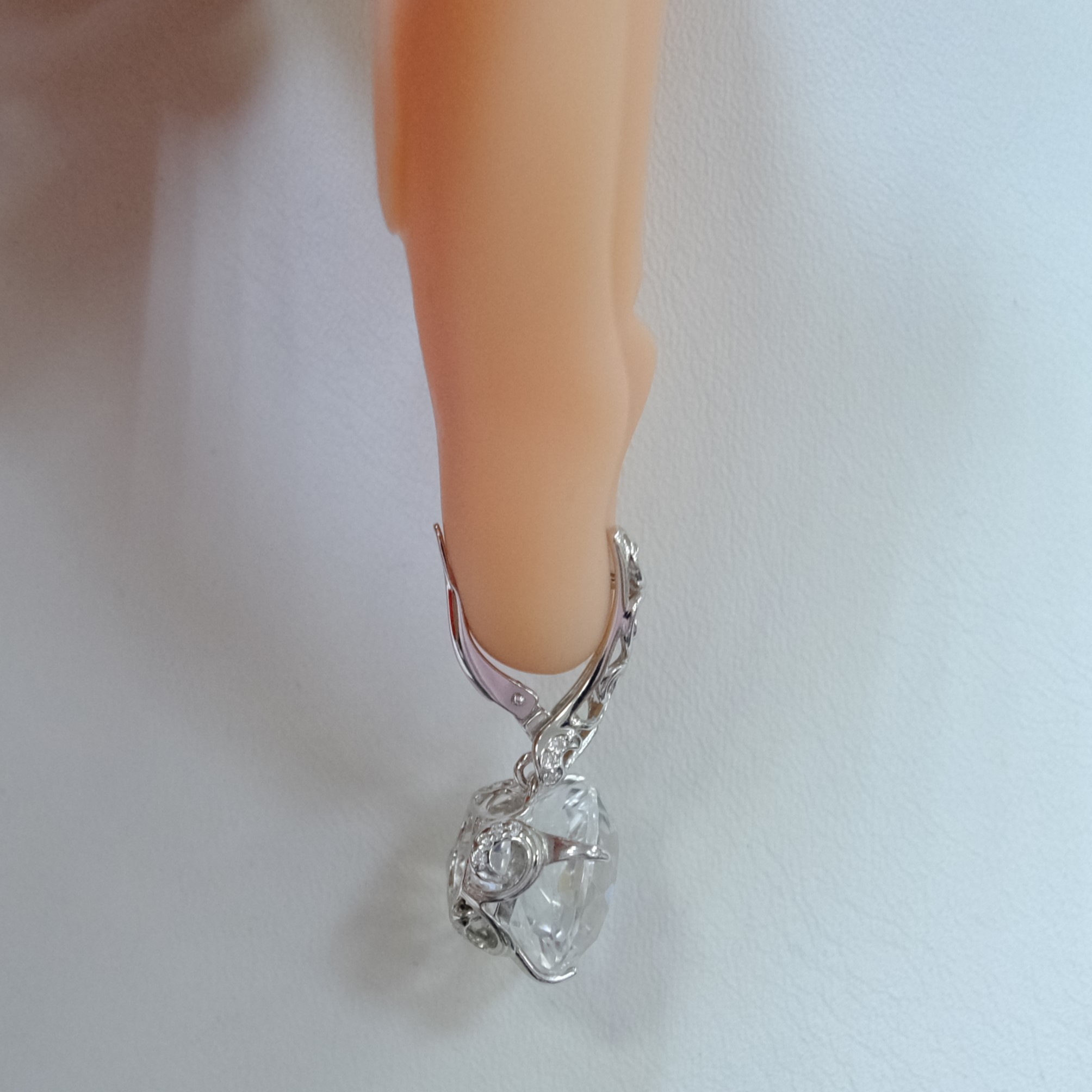 Серебряные серьги с горных хрусталем